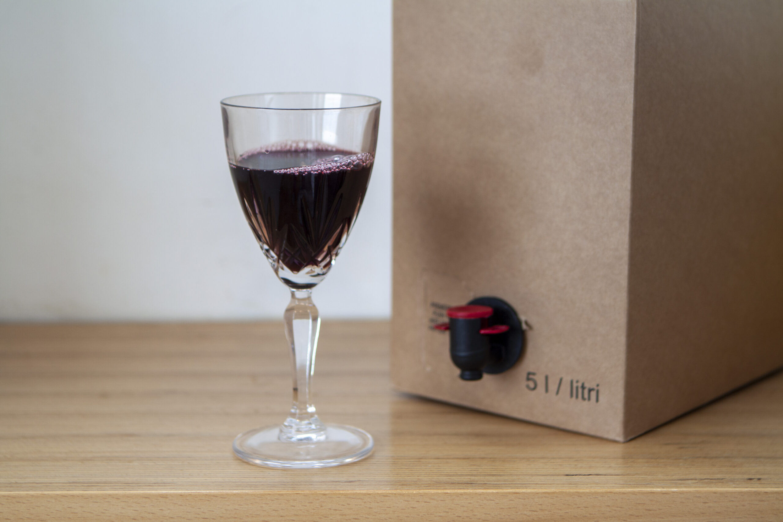 Barbassano Aglianico IGT- 100% aglianico - immagine 2